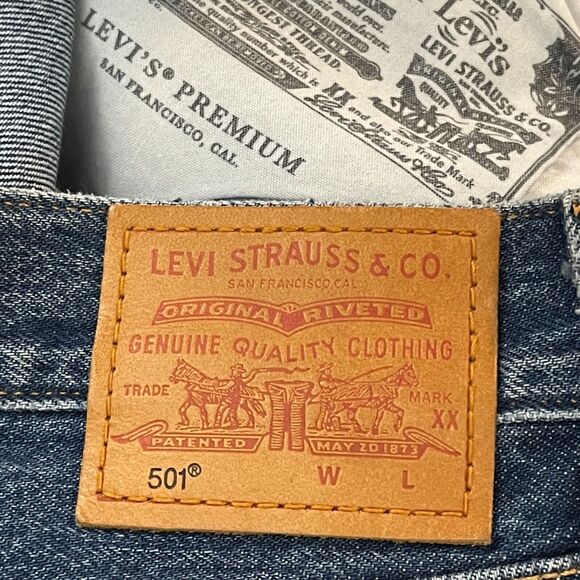 Levi's 501 Original Cropped High Waist Jeans Raw Drop Hem Women's Size 30 - Picture 3 of 10